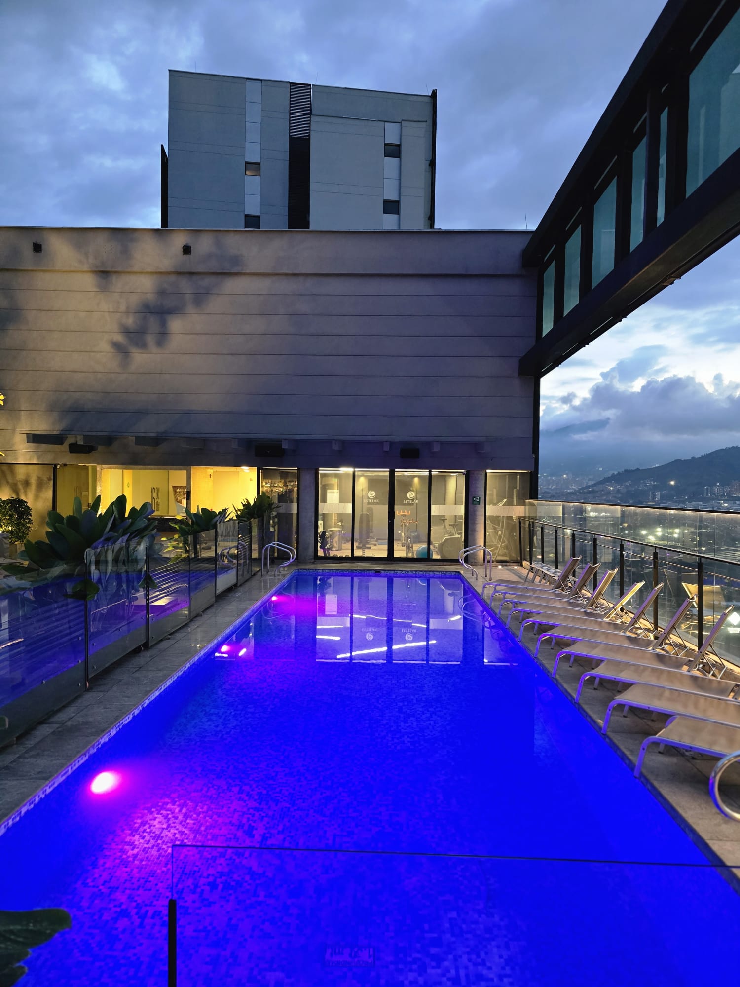 SkyBar 1